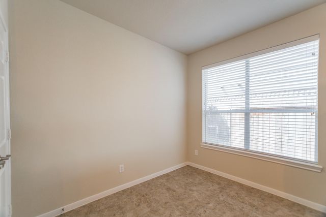 139 S Rocky Point Cir, The Woodlands, TX 77389