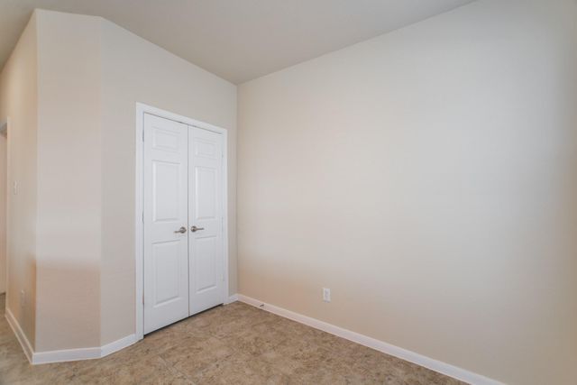 139 S Rocky Point Cir, The Woodlands, TX 77389