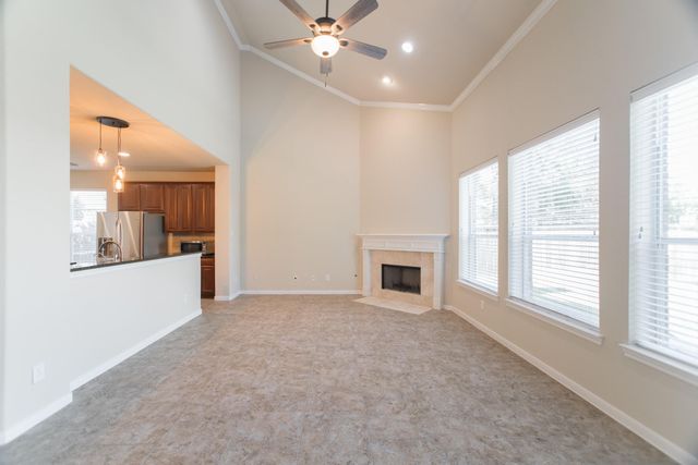 139 S Rocky Point Cir, The Woodlands, TX 77389