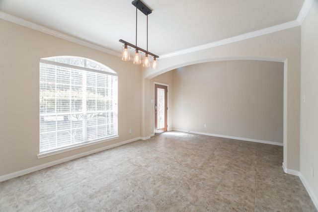 139 S Rocky Point Cir, The Woodlands, TX 77389