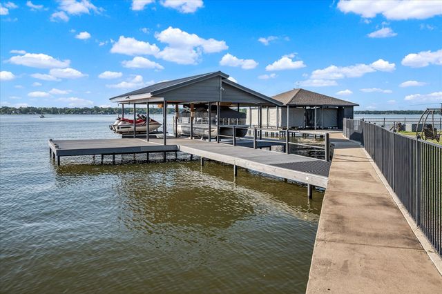 278 Shady Shores Drive, Mabank, TX 75156