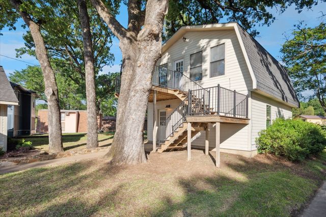 278 Shady Shores Drive, Mabank, TX 75156