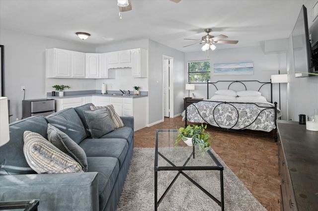 278 Shady Shores Drive, Mabank, TX 75156