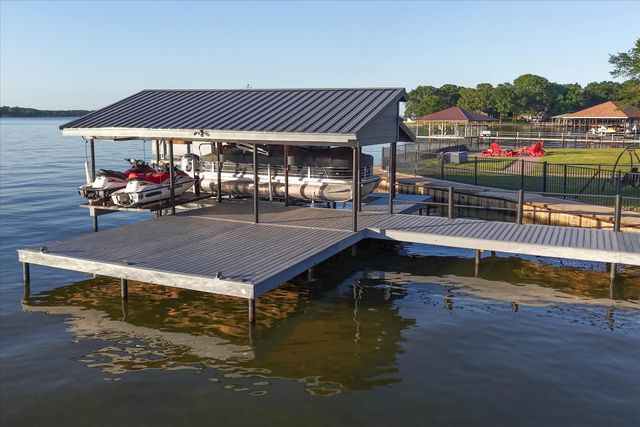 278 Shady Shores Drive, Mabank, TX 75156