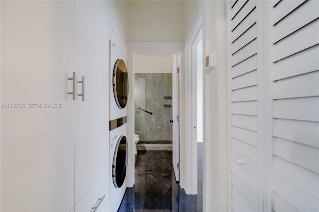 14805 SW 74th Ln, Miami, FL 33193