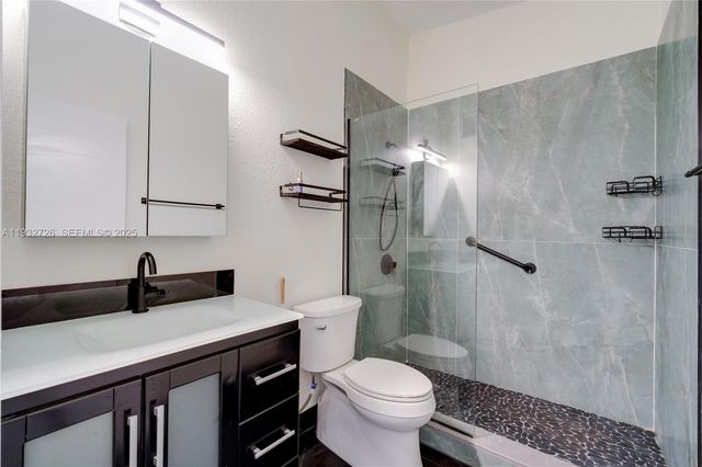 14805 SW 74th Ln, Miami, FL 33193