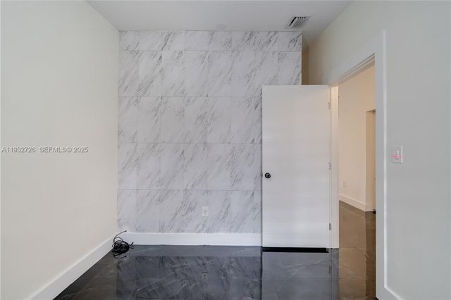 14805 SW 74th Ln, Miami, FL 33193