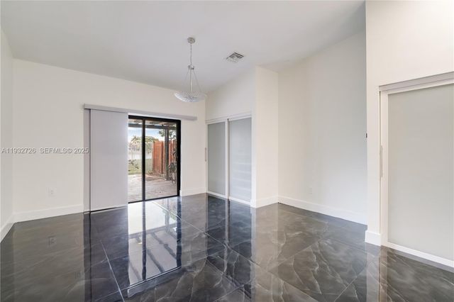 14805 SW 74th Ln, Miami, FL 33193