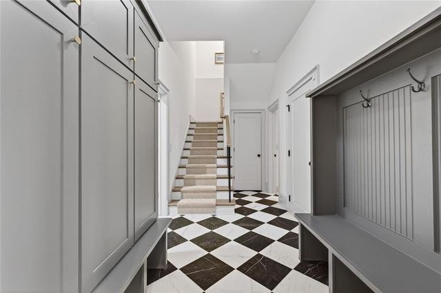 1329 Sylvan Circle NE, Brookhaven, GA 30319