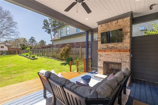 1329 Sylvan Circle NE, Brookhaven, GA 30319