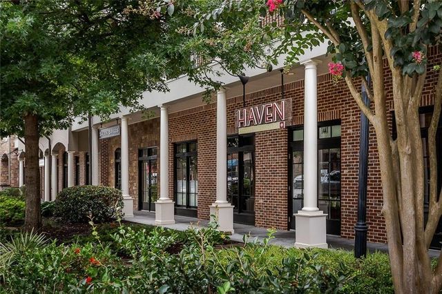 1329 Sylvan Circle NE, Brookhaven, GA 30319