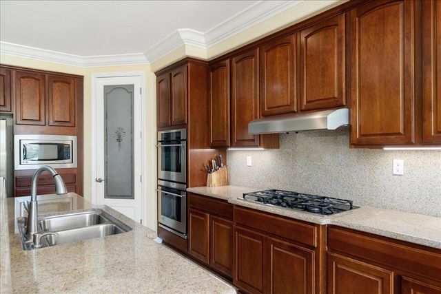 8704 Tapaderas Loop, Roseville, CA 95747