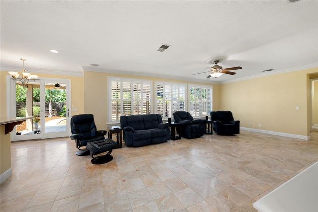 8704 Tapaderas Loop, Roseville, CA 95747