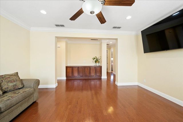 8704 Tapaderas Loop, Roseville, CA 95747