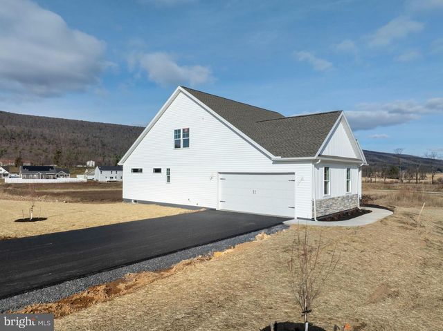 187 HEIRLOOM DR, Centre Hall, PA 16828