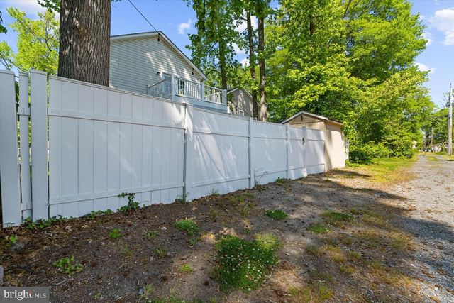 3913 6TH ST, North Beach, MD 20714
