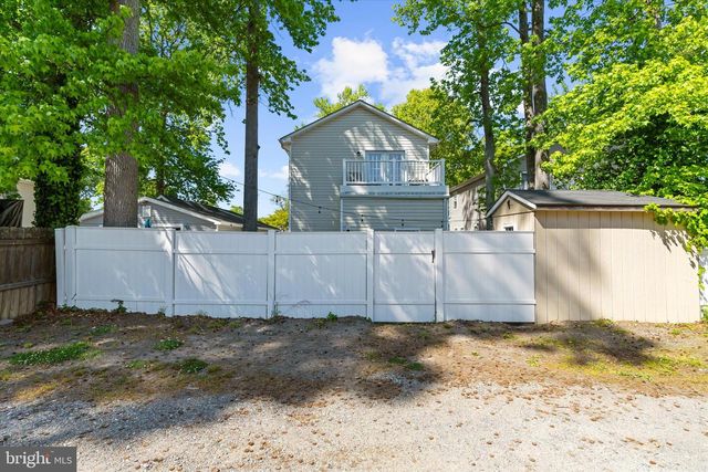 3913 6TH ST, North Beach, MD 20714