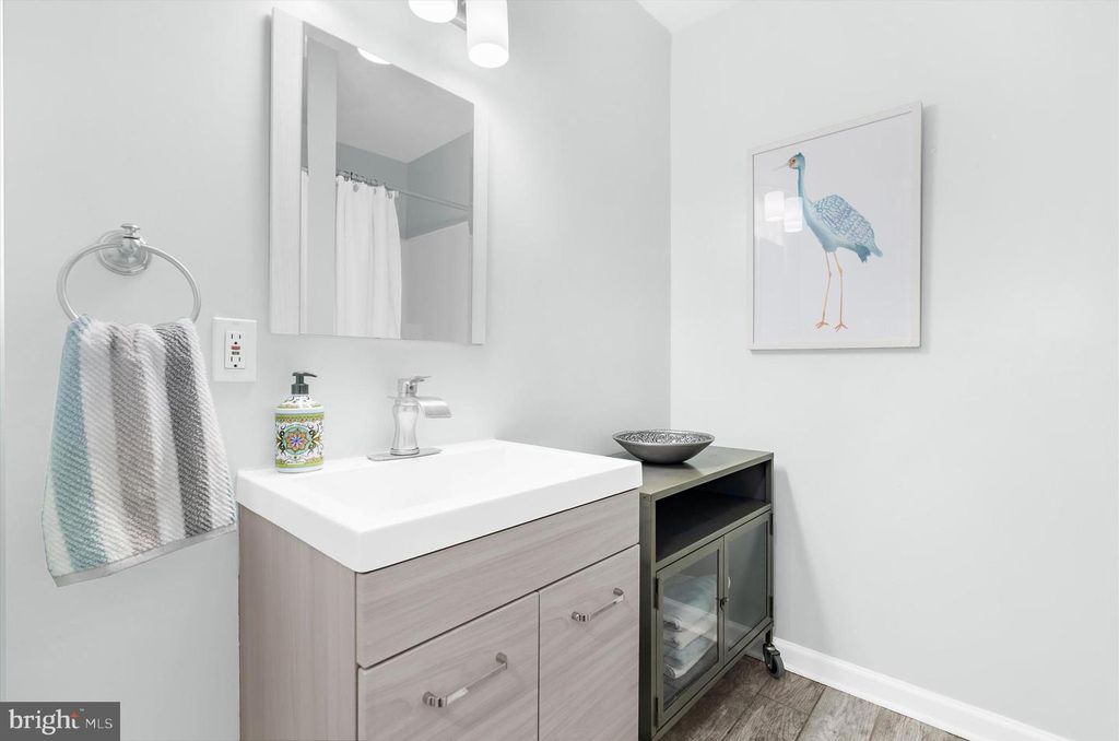 Image 16 of property listing at 3913 6TH ST, North Beach, MD 20714