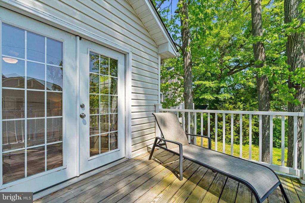 Image 30 of property listing at 3913 6TH ST, North Beach, MD 20714