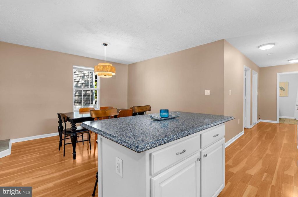 Image 7 of property listing at 3913 6TH ST, North Beach, MD 20714