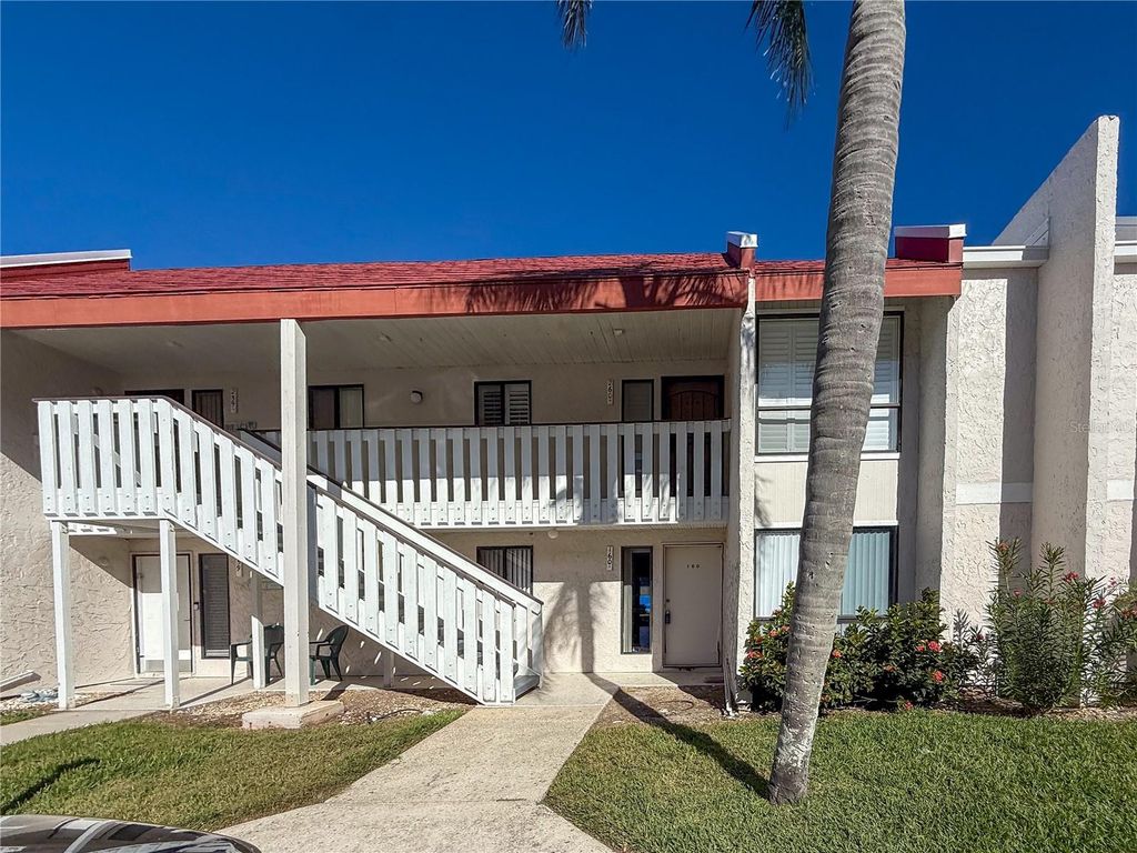 Image 20 of property listing at 1801 GULF DRIVE N 160, Bradenton Beach, FL 34217