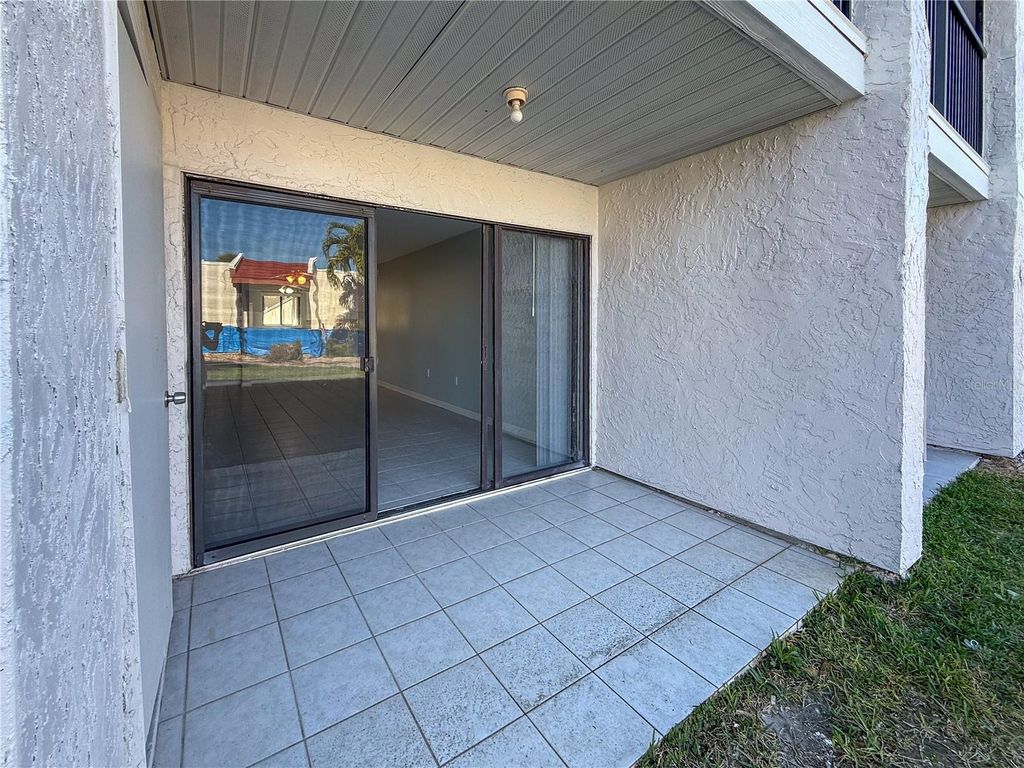 Image 25 of property listing at 1801 GULF DRIVE N 160, Bradenton Beach, FL 34217