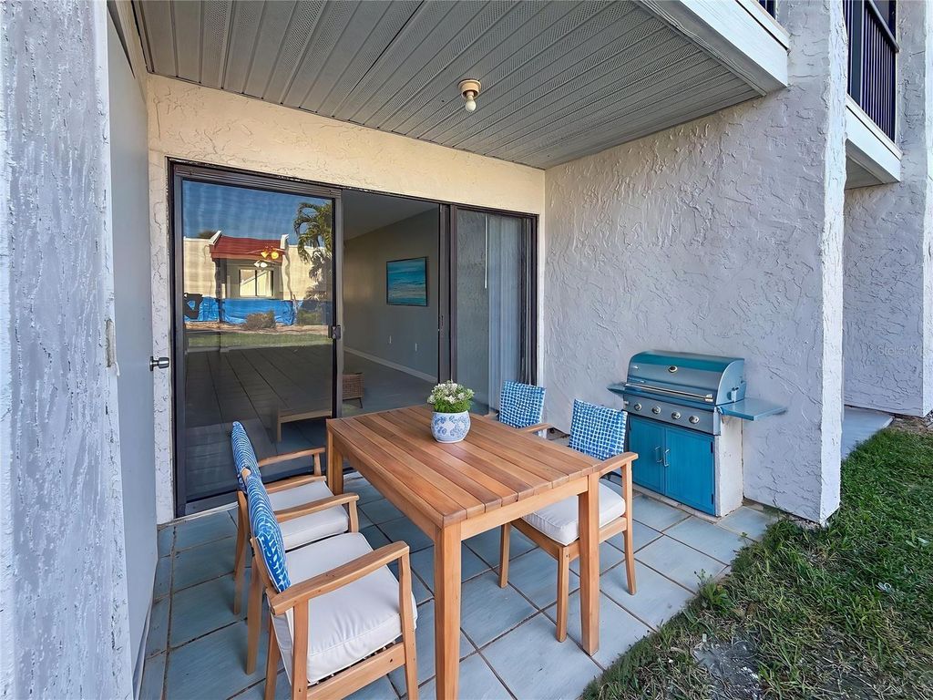 Image 26 of property listing at 1801 GULF DRIVE N 160, Bradenton Beach, FL 34217