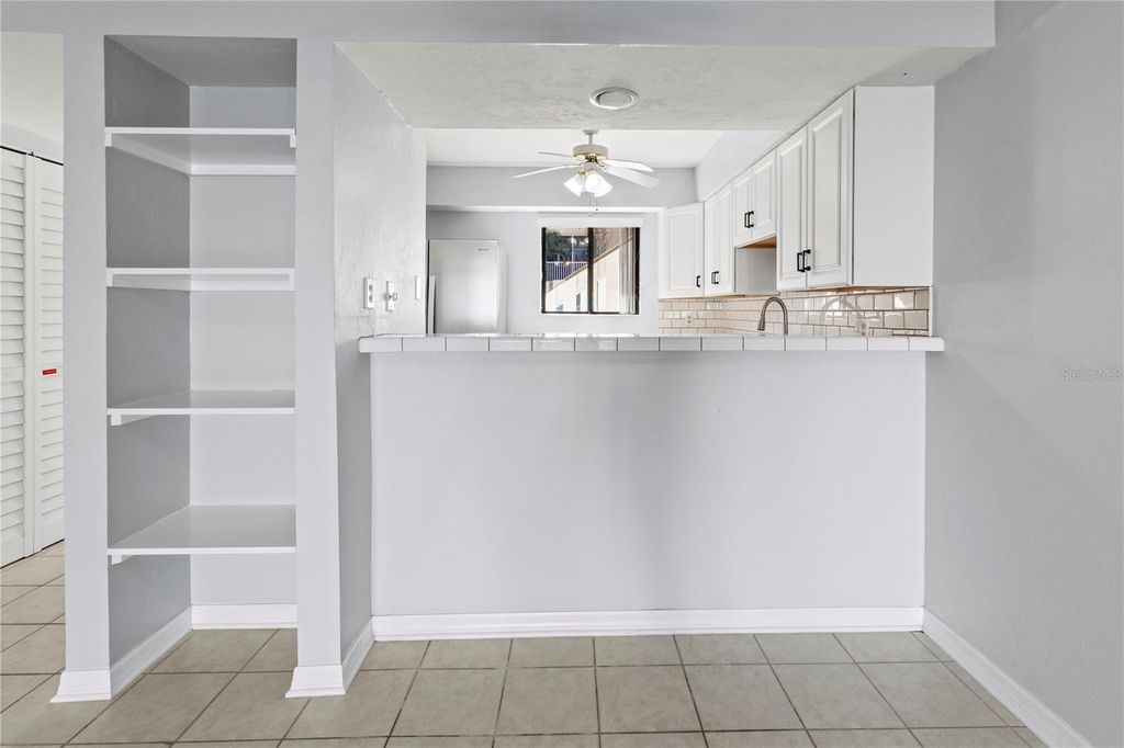 Image 36 of property listing at 1801 GULF DRIVE N 160, Bradenton Beach, FL 34217