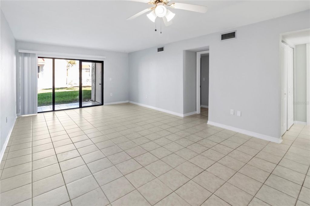 Image 37 of property listing at 1801 GULF DRIVE N 160, Bradenton Beach, FL 34217