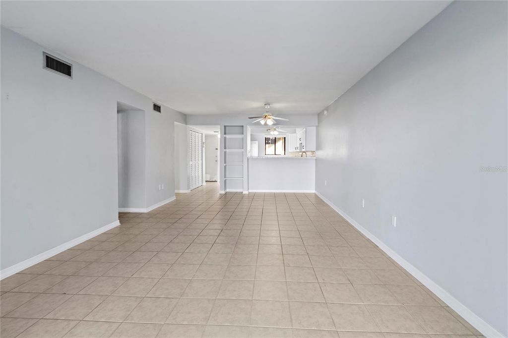 Image 38 of property listing at 1801 GULF DRIVE N 160, Bradenton Beach, FL 34217