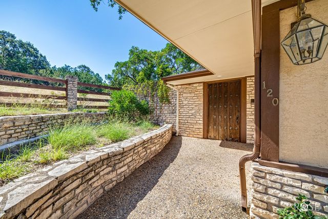 120 Kings Road, Sonora, TX 76950