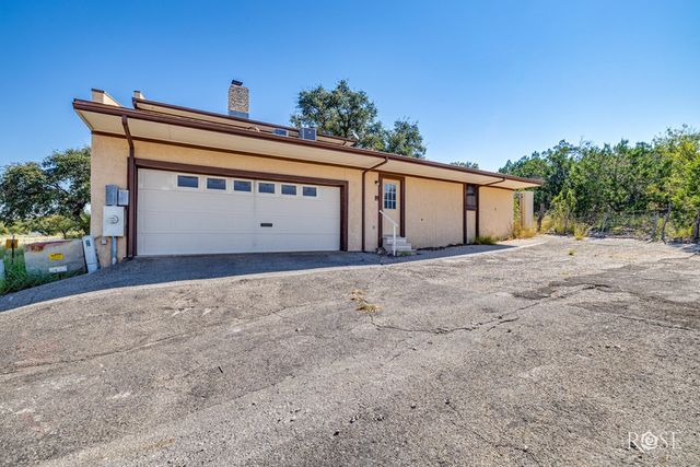 120 Kings Road, Sonora, TX 76950