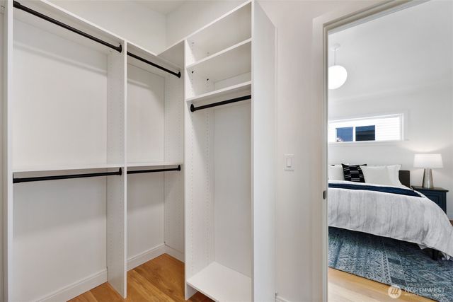 709 N 65th Street, Seattle, WA 98103