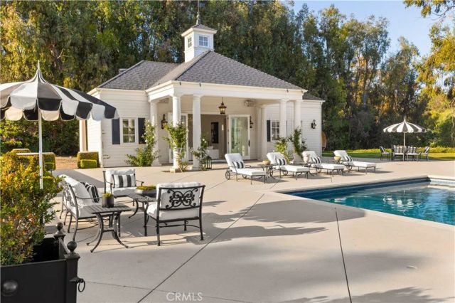 85 Crestview, Camarillo, CA 93010