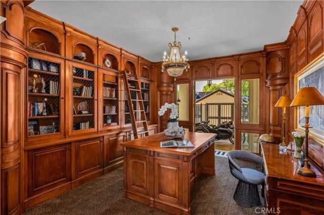 85 Crestview, Camarillo, CA 93010