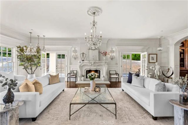 85 Crestview, Camarillo, CA 93010