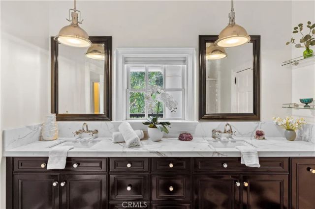 85 Crestview, Camarillo, CA 93010