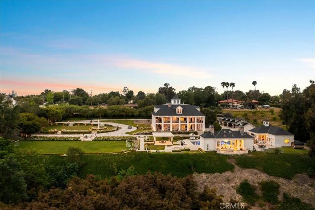 85 Crestview, Camarillo, CA 93010