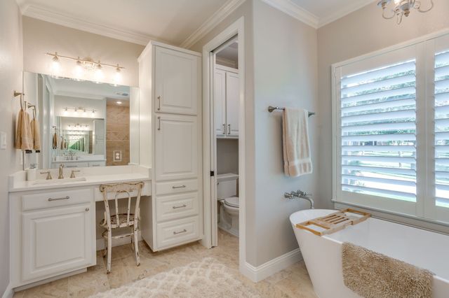 138 Calle Encino Lane, Millsap, TX 76066