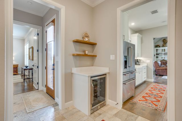 138 Calle Encino Lane, Millsap, TX 76066