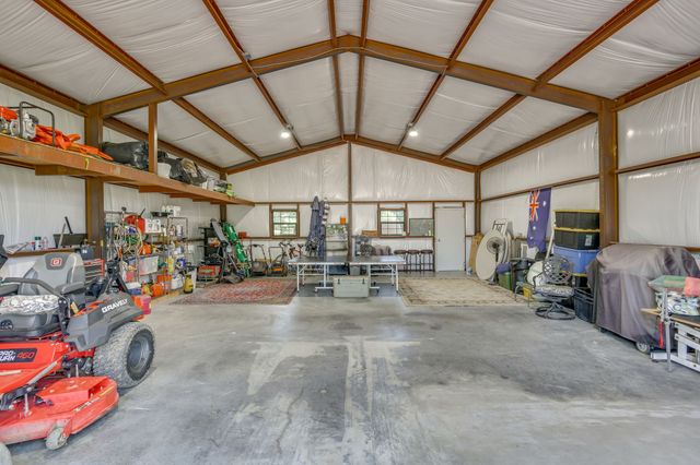 138 Calle Encino Lane, Millsap, TX 76066