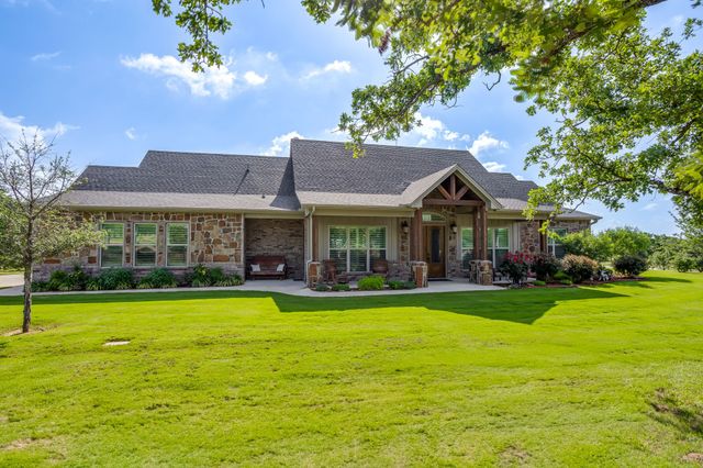 138 Calle Encino Lane, Millsap, TX 76066