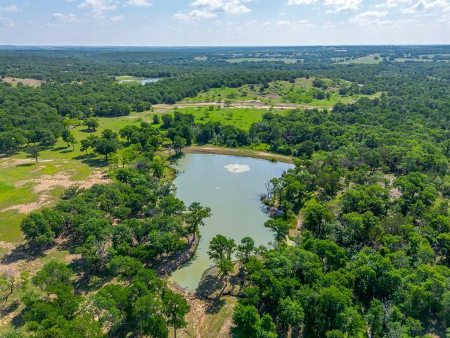 138 Calle Encino Lane, Millsap, TX 76066
