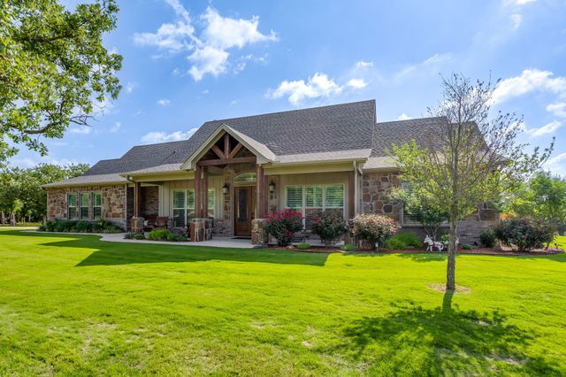 138 Calle Encino Lane, Millsap, TX 76066
