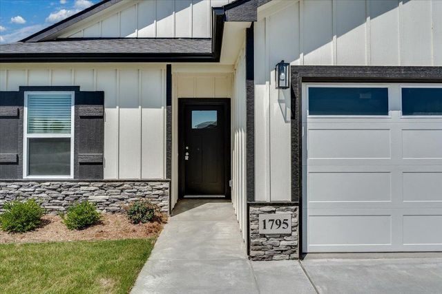 1795 W Redbud Lane, Goddard, KS 67052