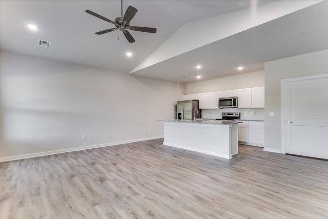 1795 W Redbud Lane, Goddard, KS 67052