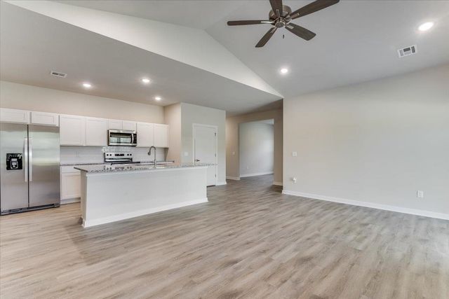 1795 W Redbud Lane, Goddard, KS 67052