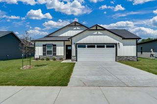 1795 W Redbud Lane, Goddard, KS 67052