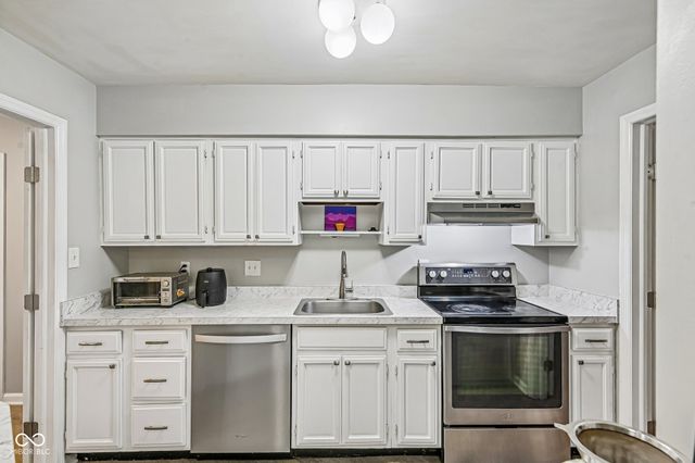 2222 Rome Drive B, Indianapolis, IN 46228