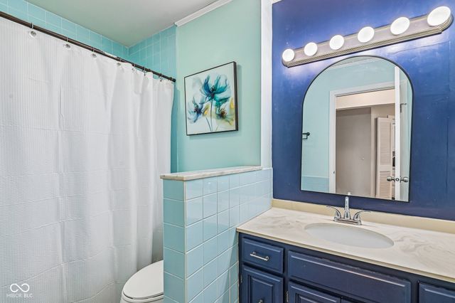 2222 Rome Drive B, Indianapolis, IN 46228